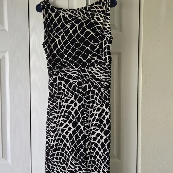 Lauren Ralph Lauren Black and White Patterned Maxi Skirt - Picture 6 of 14